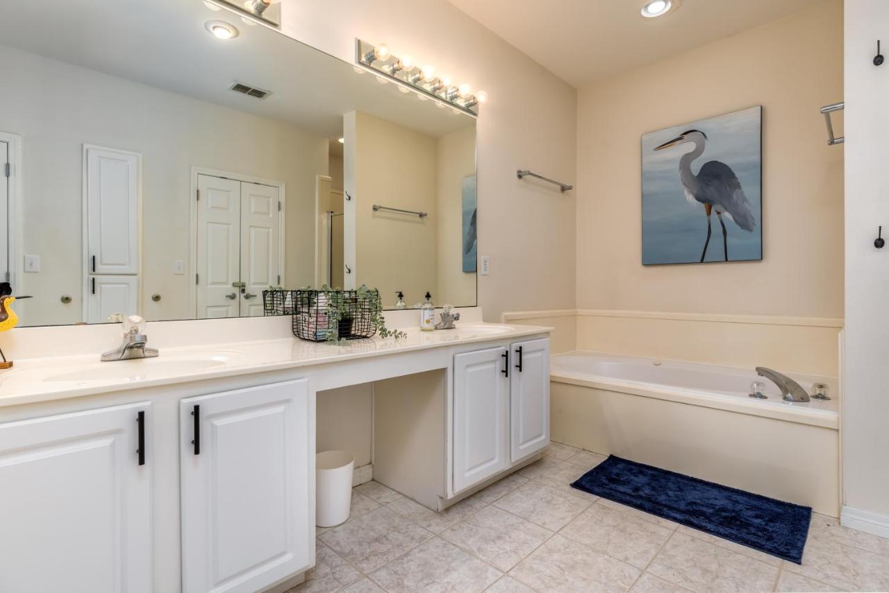 Rambl One - Gulf Facing - Beach Club Amenities Including Two Pools And A Boardwalk! Recently Remodeled And Refurnished Condo Dauphin Island Eksteriør billede